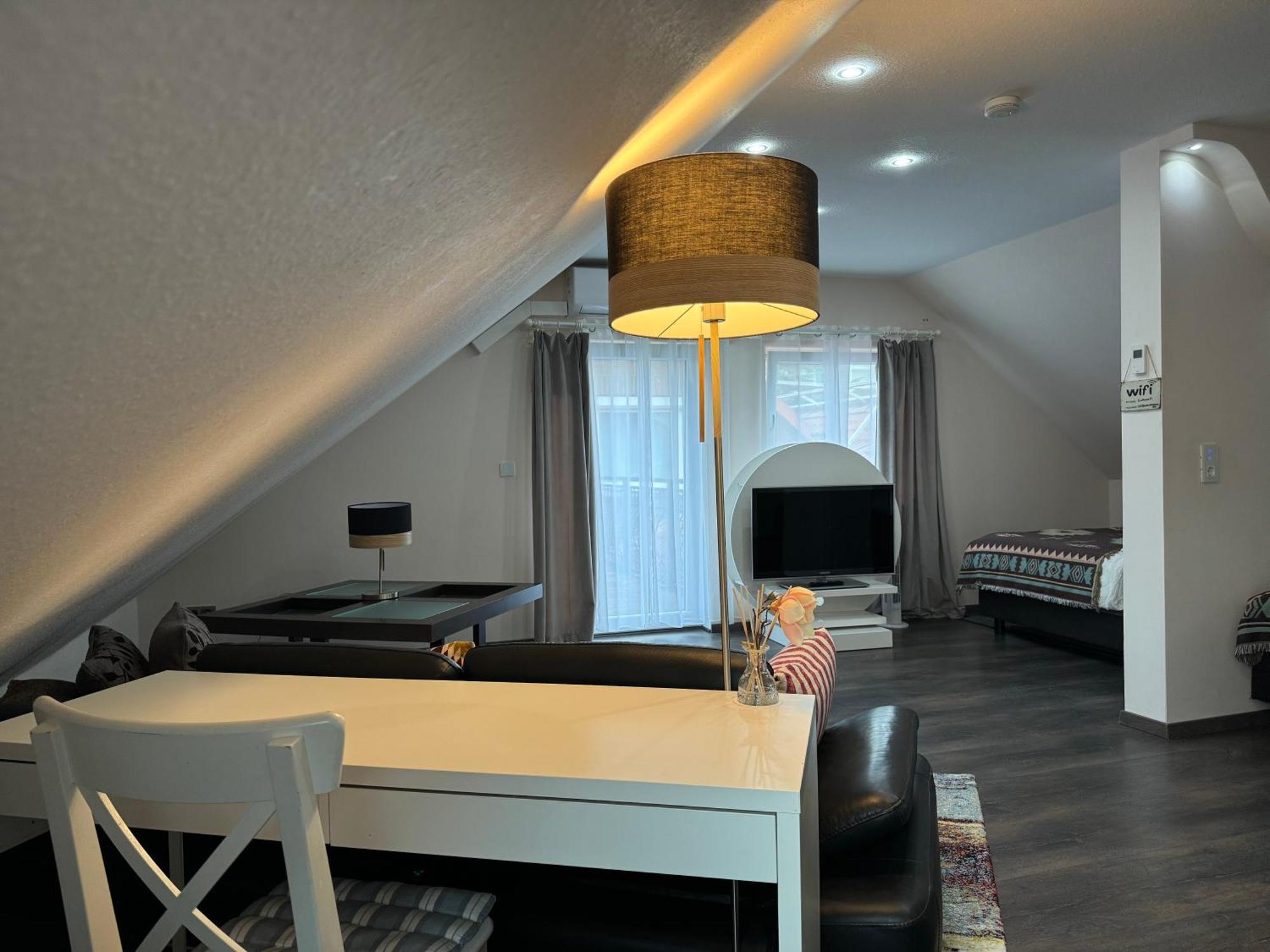 Modern House Gehrden Auf 2 Etagen, Nice Garten, Barbecue, Contactless Check-In, Free Parking Экстерьер фото