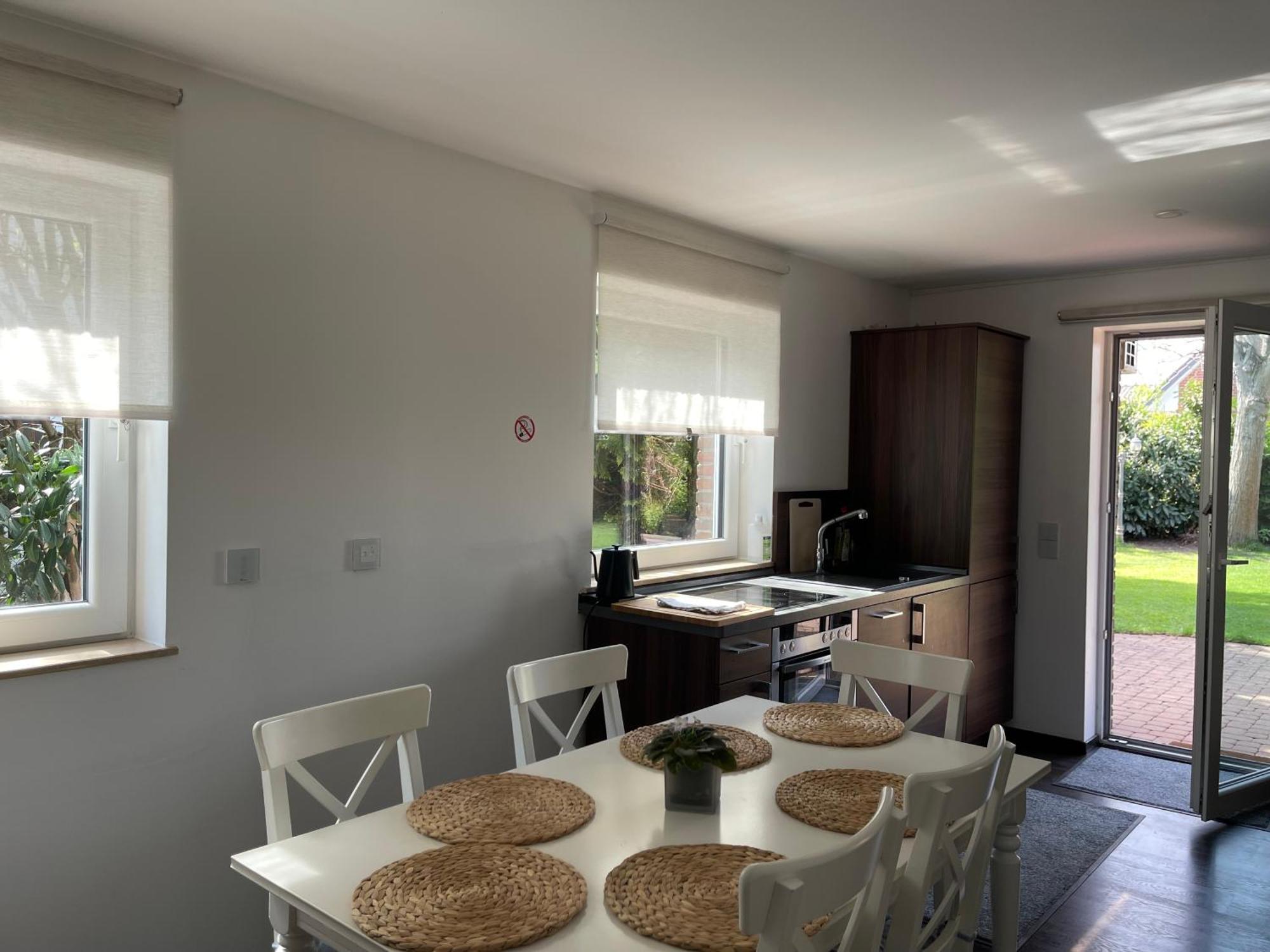 Modern House Gehrden Auf 2 Etagen, Nice Garten, Barbecue, Contactless Check-In, Free Parking Экстерьер фото